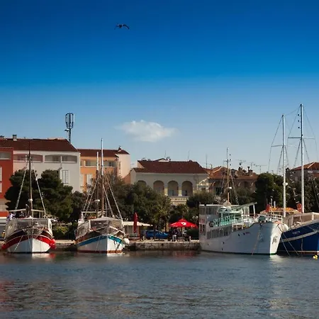 Boutique Mauro Πόρετς