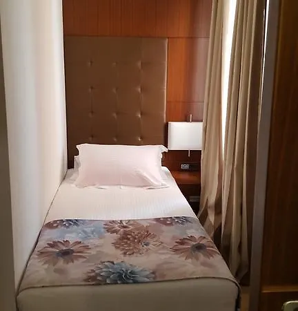 Boutique Mauro 4*