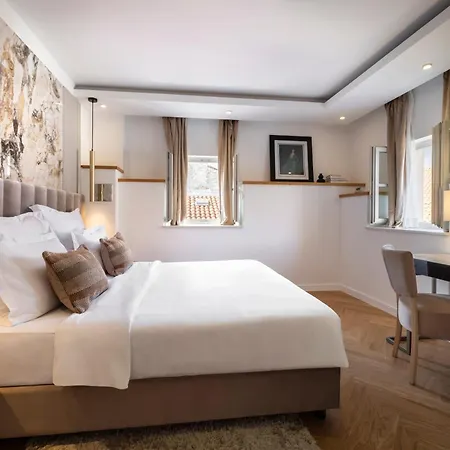 Boutique Mauro Hotel 4*