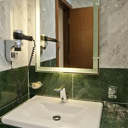 Boutique Mauro 4*