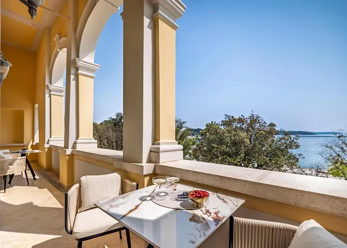 Boutique Mauro 4* 포레치