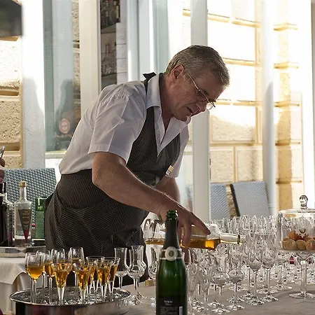 莫罗精品酒店 酒店 波雷奇