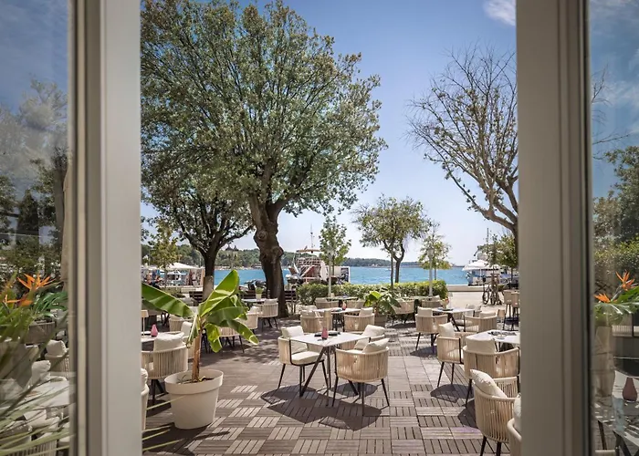 מלון Boutique Mauro 4*